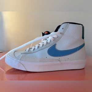 Nike Boys Blazer Mid 77s Worn Once